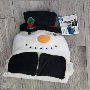 Your Zone Kids White Snowman Glow in the Dark Hooded Throw, 40" x 50"